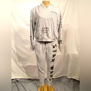 Forever 21 Star Wars hoodie and sweats set L